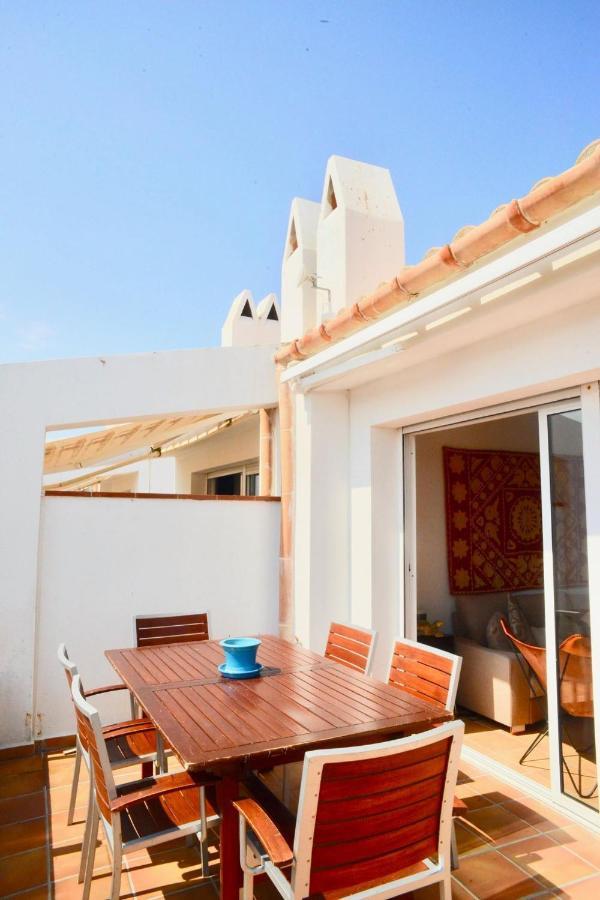 Beachfront Duplex With Terrace And Sea Views - Cadaqués Exteriör bild