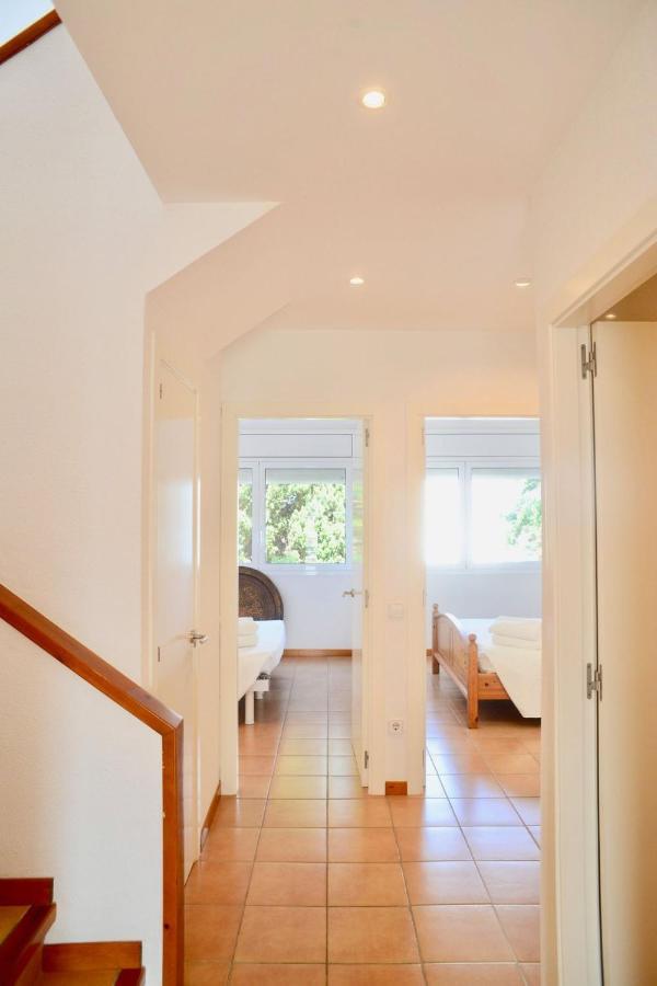 Beachfront Duplex With Terrace And Sea Views - Cadaqués Exteriör bild