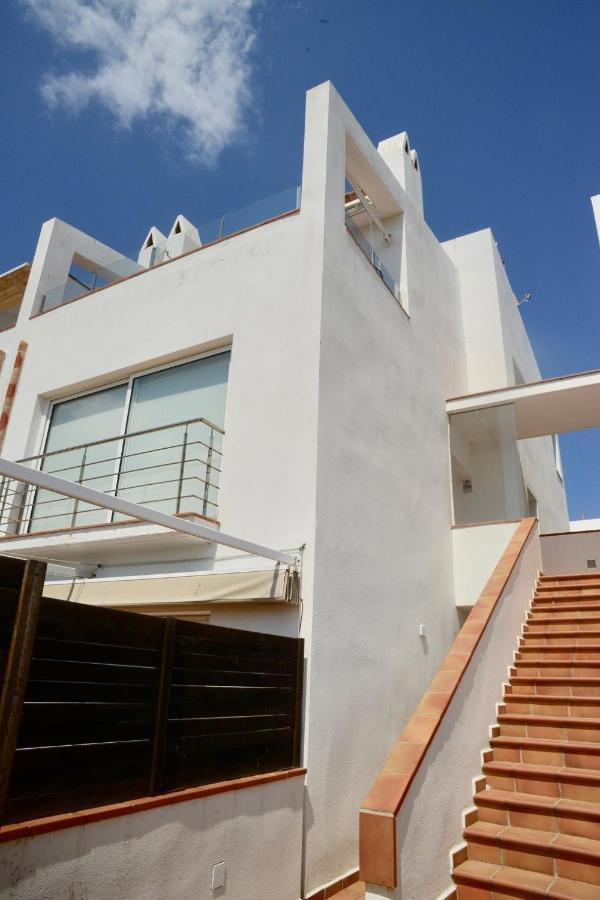 Beachfront Duplex With Terrace And Sea Views - Cadaqués Exteriör bild